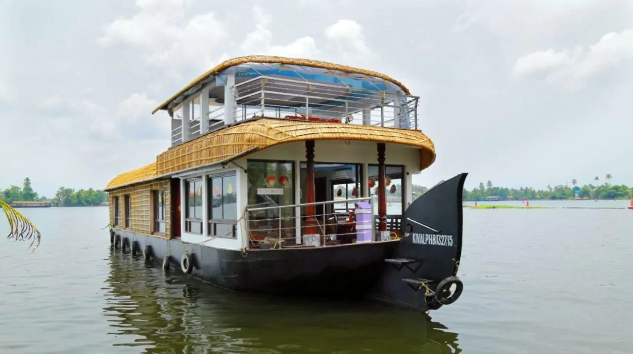 Alappuzha 上层甲板船屋酒店 船屋
